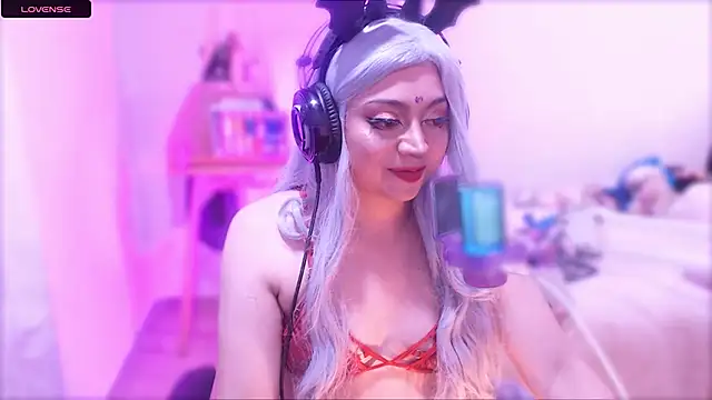 HANA HYUGA11 online show from October 25, 2:30 am