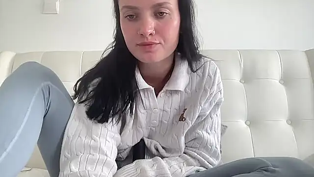 mariemelissah online show from December 4, 10:13 am