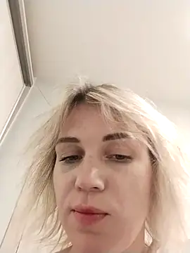 Linda Gregory online show from October 13, 2:00 am