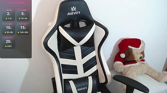 alice middlee online show from December 14, 4:52 pm