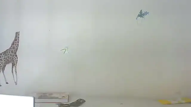 sissyslut22jr online show from April 12, 12:15 am