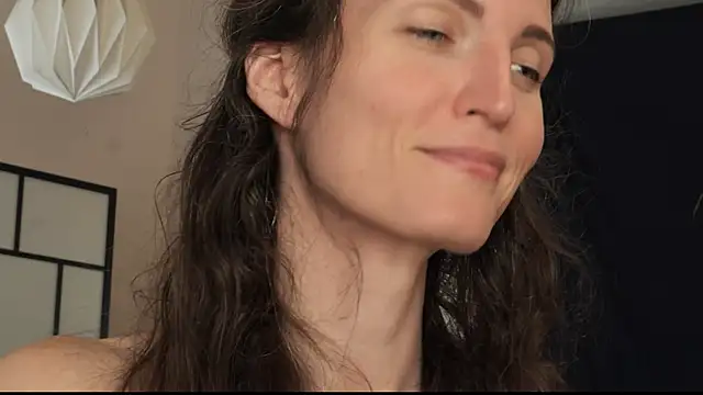 yulladao online show from September 18, 3:25 pm