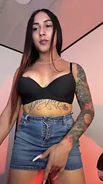 Snapshot of jesica__simpson chatting on June 13, 4:05 pm jesica simpson online show from June 13, 4:05 pm