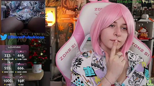 ShiroiFubuki online show from December 11, 9:19 am