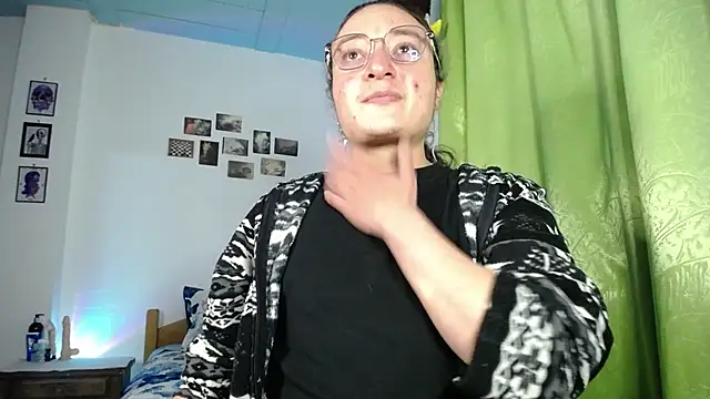 monkeywillwhite online show from October 31, 12:11 am