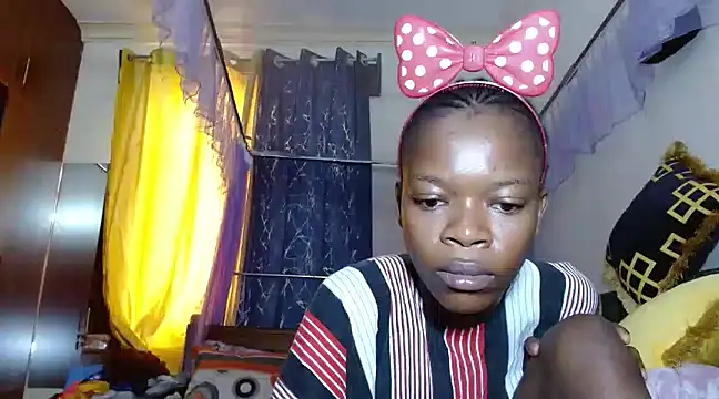 Snapshot of Busty_hinata12 chatting on January 20, 8:09 am Busty hinata12 online show from January 20, 8:09 am