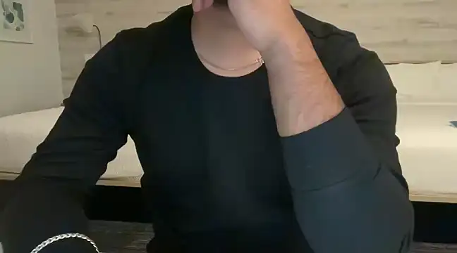 Snapshot of insanefreak69 chatting on December 6, 5:31 am insanefreak69 online show from December 6, 5:31 am