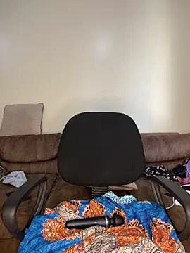 sweetestval online show from March 15, 6:58 am