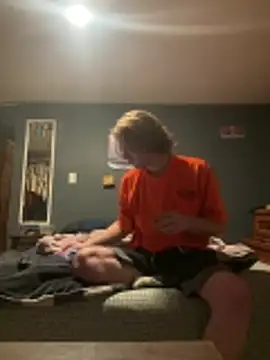 hottestcouplevaa online show from April 4, 10:13 am