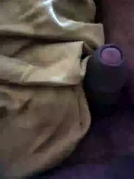 Snapshot of Sanjaymartin29 chatting on December 4, 2:09 am Sanjaymartin29 online show from December 4, 2:09 am