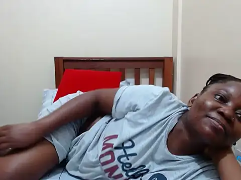 Snapshot of traper_1 chatting on October 13, 7:25 pm traper 1 online show from October 13, 7:25 pm