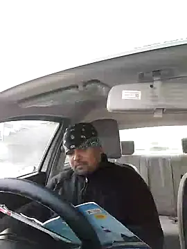 Snapshot of Dick_6inches chatting on January 9, 3:15 am Dick 6inches online show from January 9, 3:15 am