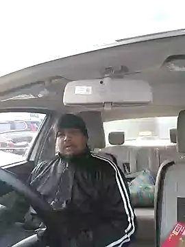 Snapshot of Dick_6inches chatting on January 14, 3:11 am Dick 6inches online show from January 14, 3:11 am