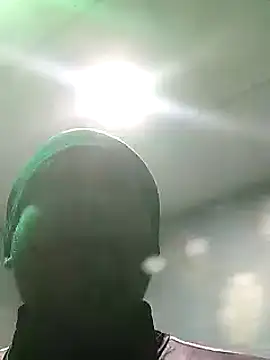 Snapshot of Dick_6inches chatting on January 18, 7:17 am Dick 6inches online show from January 18, 7:17 am