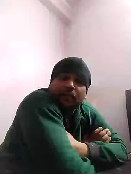 Snapshot of Dick_6inches chatting on January 19, 8:39 am Dick 6inches online show from January 19, 8:39 am