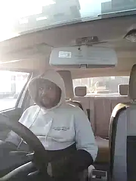 Snapshot of Dick_6inches chatting on January 24, 3:00 am Dick 6inches online show from January 24, 3:00 am