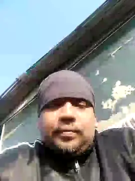 Snapshot of Dick_6inches chatting on February 12, 3:07 am Dick 6inches online show from February 12, 3:07 am