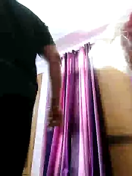 Snapshot of Dick_6inches chatting on February 12, 6:19 am Dick 6inches online show from February 12, 6:19 am