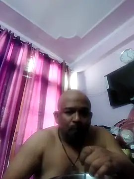 Snapshot of Dick_6inches chatting on February 21, 6:51 am Dick 6inches online show from February 21, 6:51 am