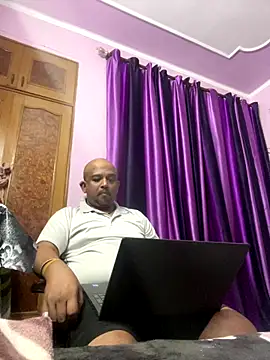 Snapshot of Dick_6inches chatting on October 12, 3:33 pm Dick 6inches online show from October 12, 3:33 pm