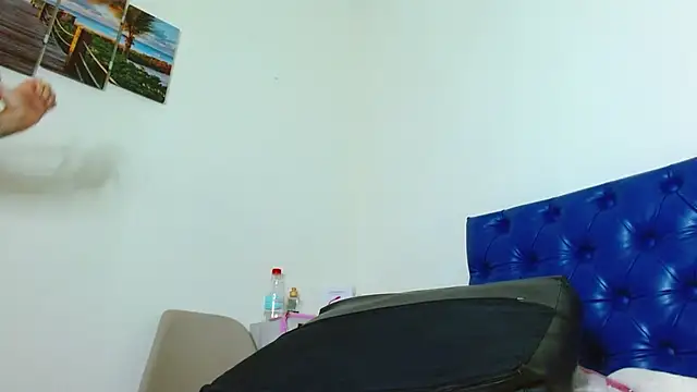 Snapshot of carla_beer chatting on March 20, 2:42 pm carla beer online show from March 20, 2:42 pm