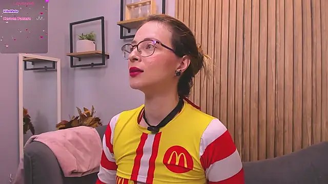 AmbeerWood  online show from March 18, 3:37 pm