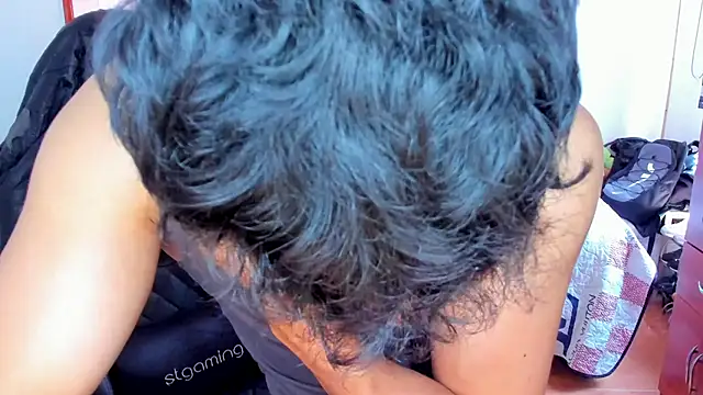 Snapshot of Tommy_Bred chatting on September 19, 5:46 pm Tommy Bred online show from September 19, 5:46 pm