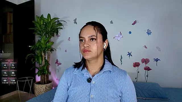 Snapshot of VICTORIABLACK_@xh chatting on February 14, 9:06 am VICTORIABLACK xh online show from February 14, 9:06 am