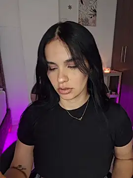 Snapshot of heyshaa chatting on February 27, 9:26 pm heyshaa online show from February 27, 9:26 pm