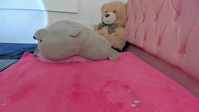  ashley doll online show from January 14, 7:43 pm