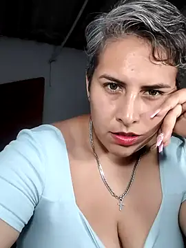 Snapshot of Yessi_rousse chatting on June 11, 12:32 am Yessi rousse online show from June 11, 12:32 am
