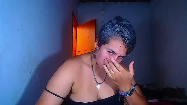 Snapshot of Yessi_rousse chatting on July 21, 7:49 pm Yessi rousse online show from July 21, 7:49 pm