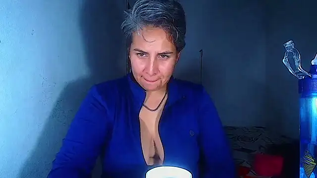 Snapshot of Yessi_rousse chatting on July 23, 12:24 am Yessi rousse online show from July 23, 12:24 am