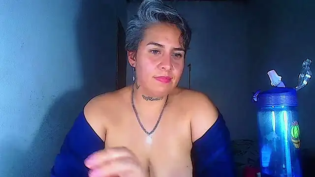 Snapshot of Yessi_rousse chatting on July 23, 1:58 am Yessi rousse online show from July 23, 1:58 am