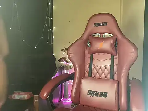 shanayaaa 1 online show from January 23, 9:39 pm