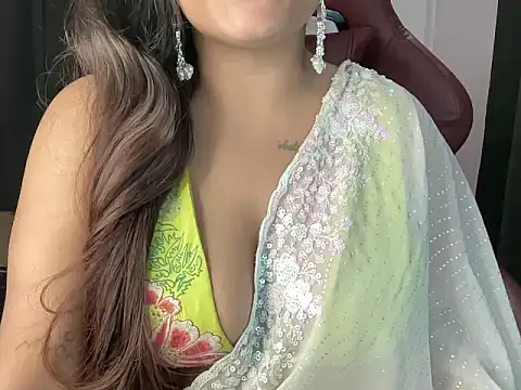 shanayaaa 1 online show from June 15, 7:27 pm