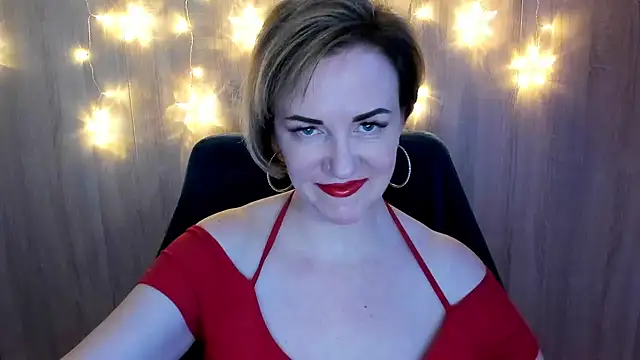 Snapshot of feliziaDesire chatting on December 18, 1:23 pm feliziaDesire online show from December 18, 1:23 pm