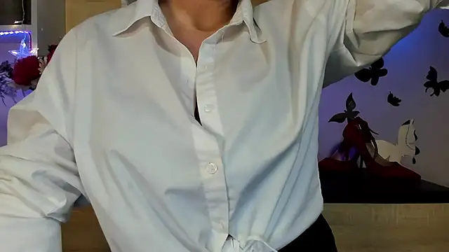 Snapshot of feliziaDesire chatting on January 13, 3:58 pm feliziaDesire online show from January 13, 3:58 pm