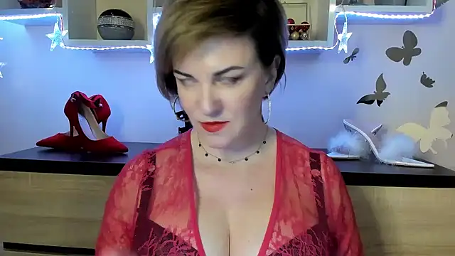 Snapshot of feliziaDesire chatting on March 2, 10:03 am feliziaDesire online show from March 2, 10:03 am