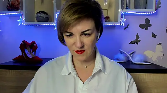 Snapshot of feliziaDesire chatting on March 15, 6:58 am feliziaDesire online show from March 15, 6:58 am