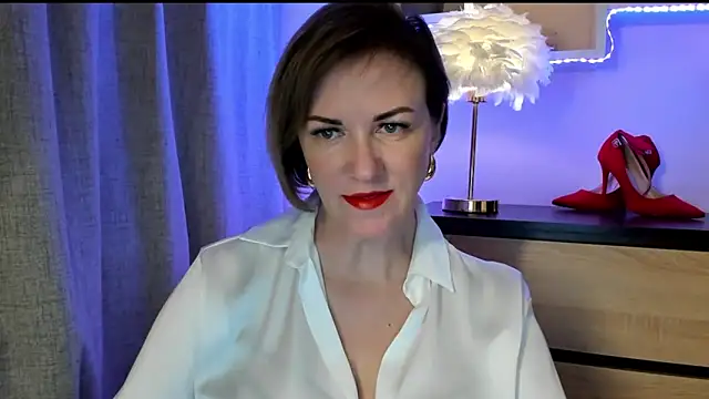 Snapshot of feliziaDesire chatting on September 12, 5:51 am feliziaDesire online show from September 12, 5:51 am