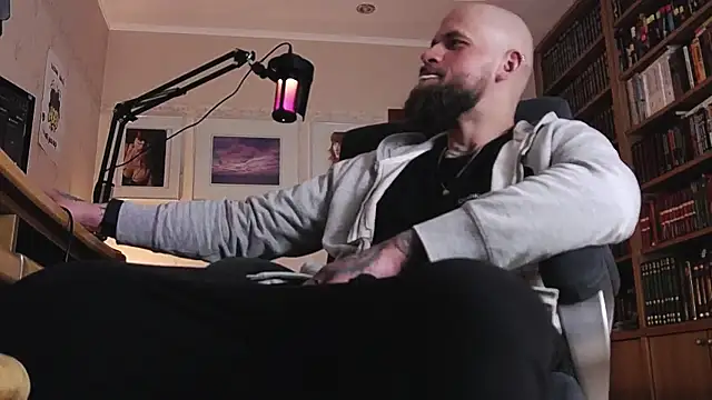 FindomJason online show from May 3, 10:38 pm