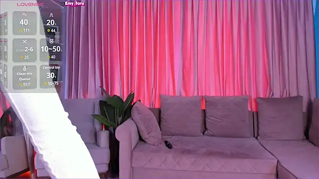 Snapshot of Emilyrighter1 chatting on January 16, 11:15 am Emilyrighter1 online show from January 16, 11:15 am