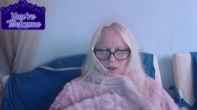 martachatte online show from March 27, 9:42 am