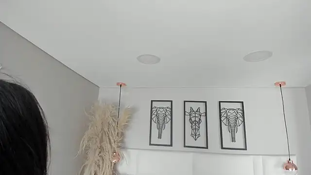 Rebeca jones online show from November 4, 12:26 pm