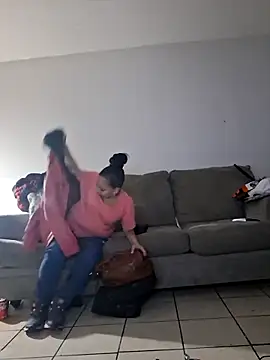 hungpenis210 online show from February 9, 3:54 am