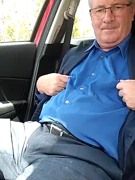 stiffandlubedxh online show from October 8, 1:58 am