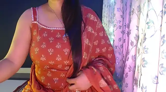 Snapshot of janifer001 chatting on December 25, 12:48 am janifer001 online show from December 25, 12:48 am