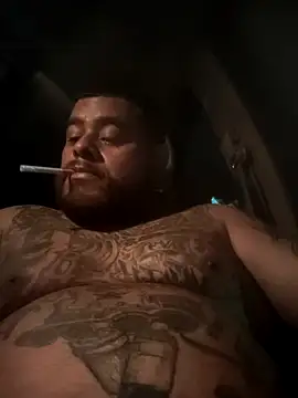 Snapshot of Martinez7233 chatting on December 4, 9:51 am Martinez7233 online show from December 4, 9:51 am