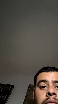 Snapshot of Martinez7233 chatting on February 13, 5:25 am Martinez7233 online show from February 13, 5:25 am